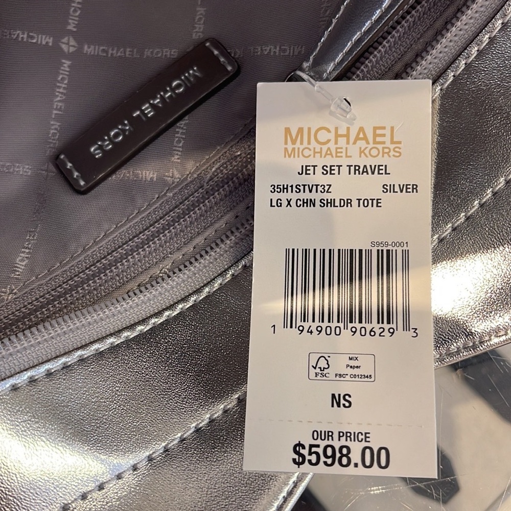 Michael Kors Jet Set Travel Large Chained Tote Shoulder Bag MK
Silver
NWT - Picture 4 of 16